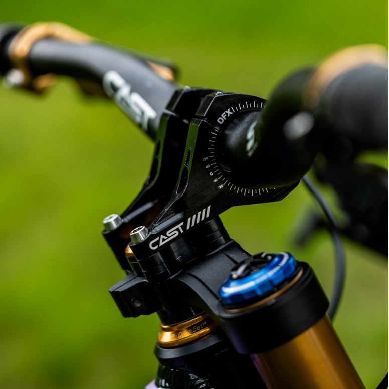 Cast DFX Stem