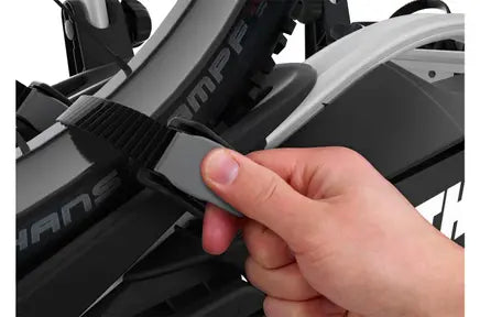 Thule VeloCompact 2-bike towball carrier 13-pin