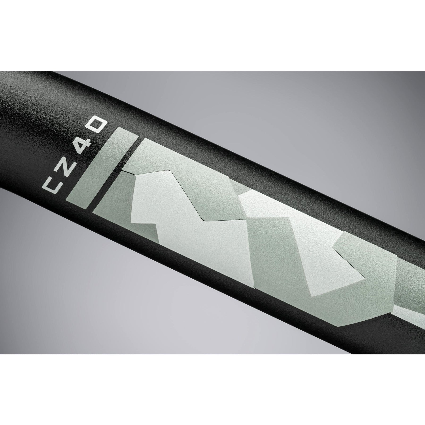 Deity CZ40 - Cam Zink Signature Handlebar