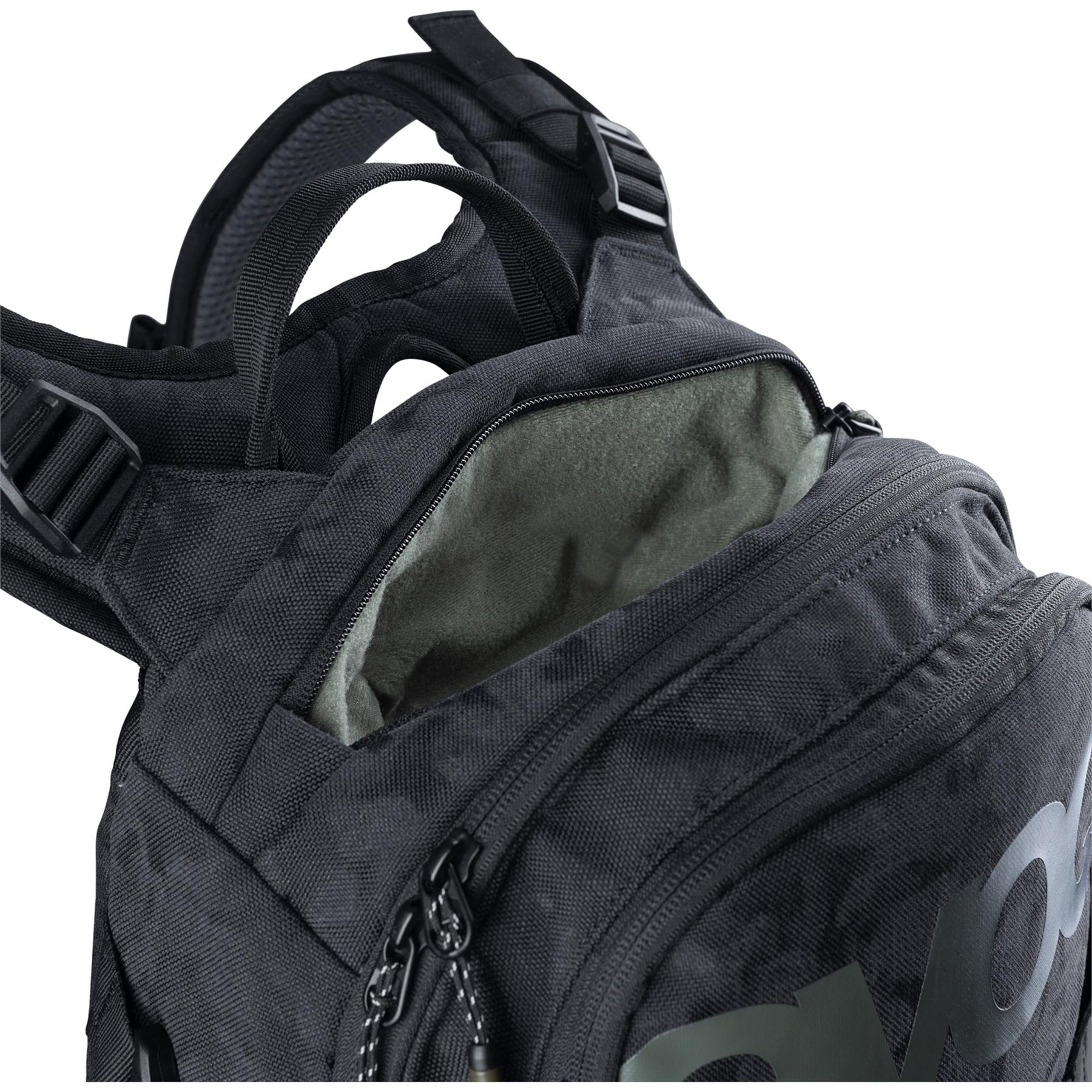 EVOC Trail Builder Performance Backpack
