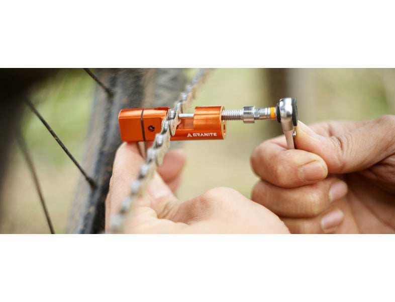 Granite STASH Handle Bar Chain Tool