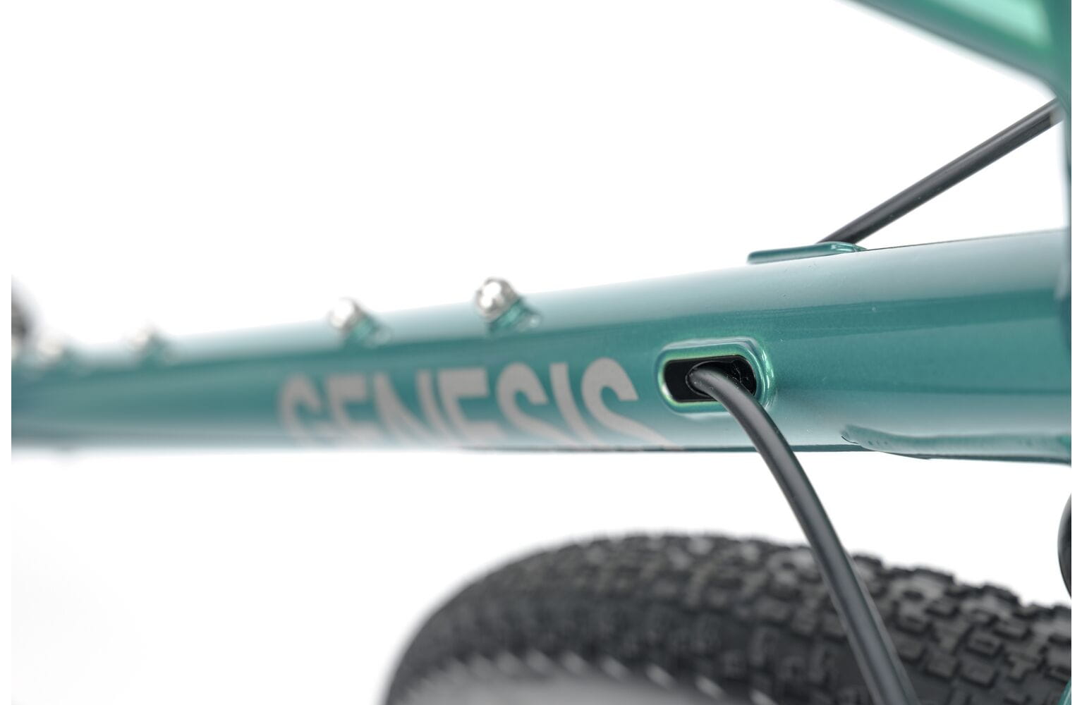 Genesis Croix De Fer 40 Gravel Bike