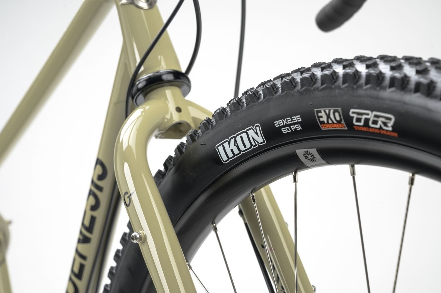 Genesis Vagabond 10 Gravel Bike