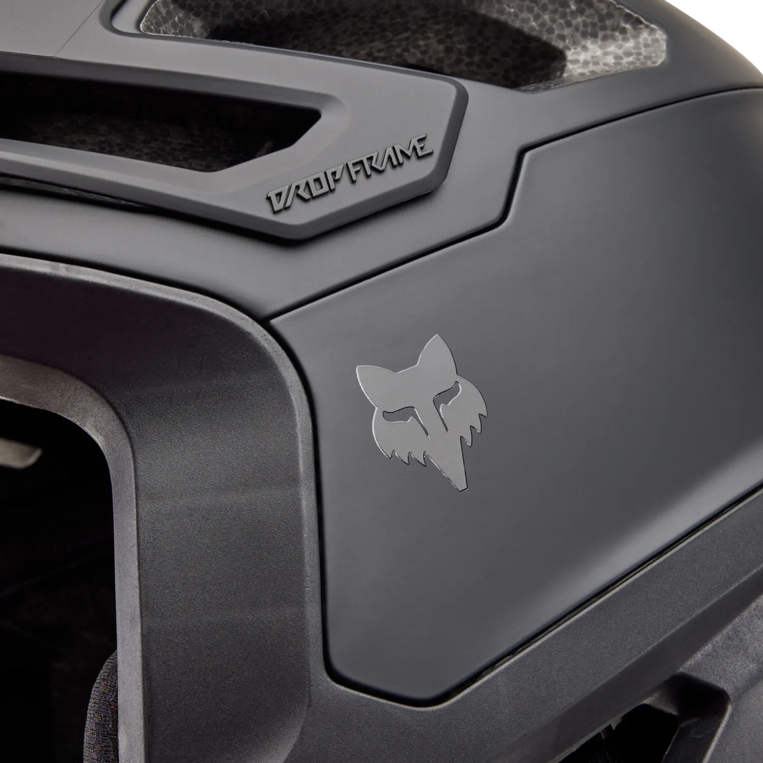 Fox Racing Dropframe Pro Helmet 2026