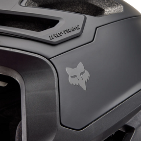 Fox Racing Dropframe Pro Helmet 2026