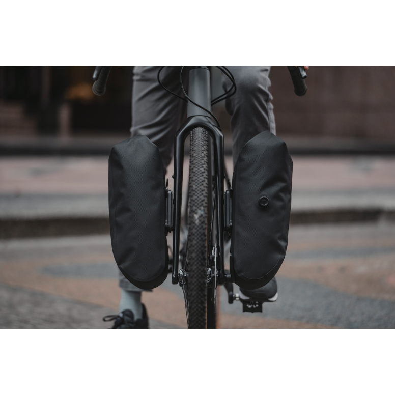 Topeak QR Fork Drybag 5.8L Bolt-On Black / 5.8L