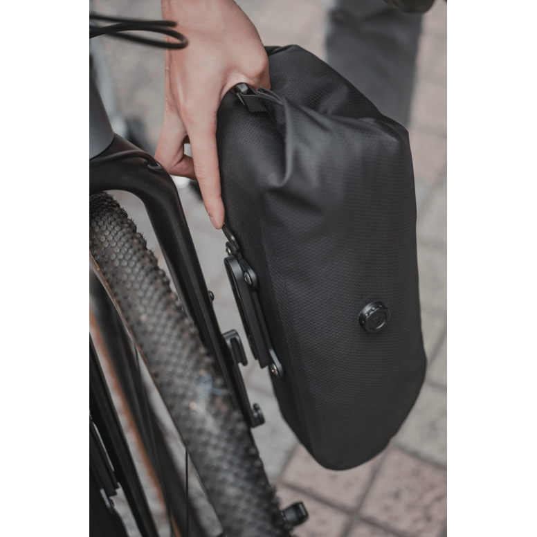 Topeak QR Fork Drybag 5.8L Bolt-On Black / 5.8L