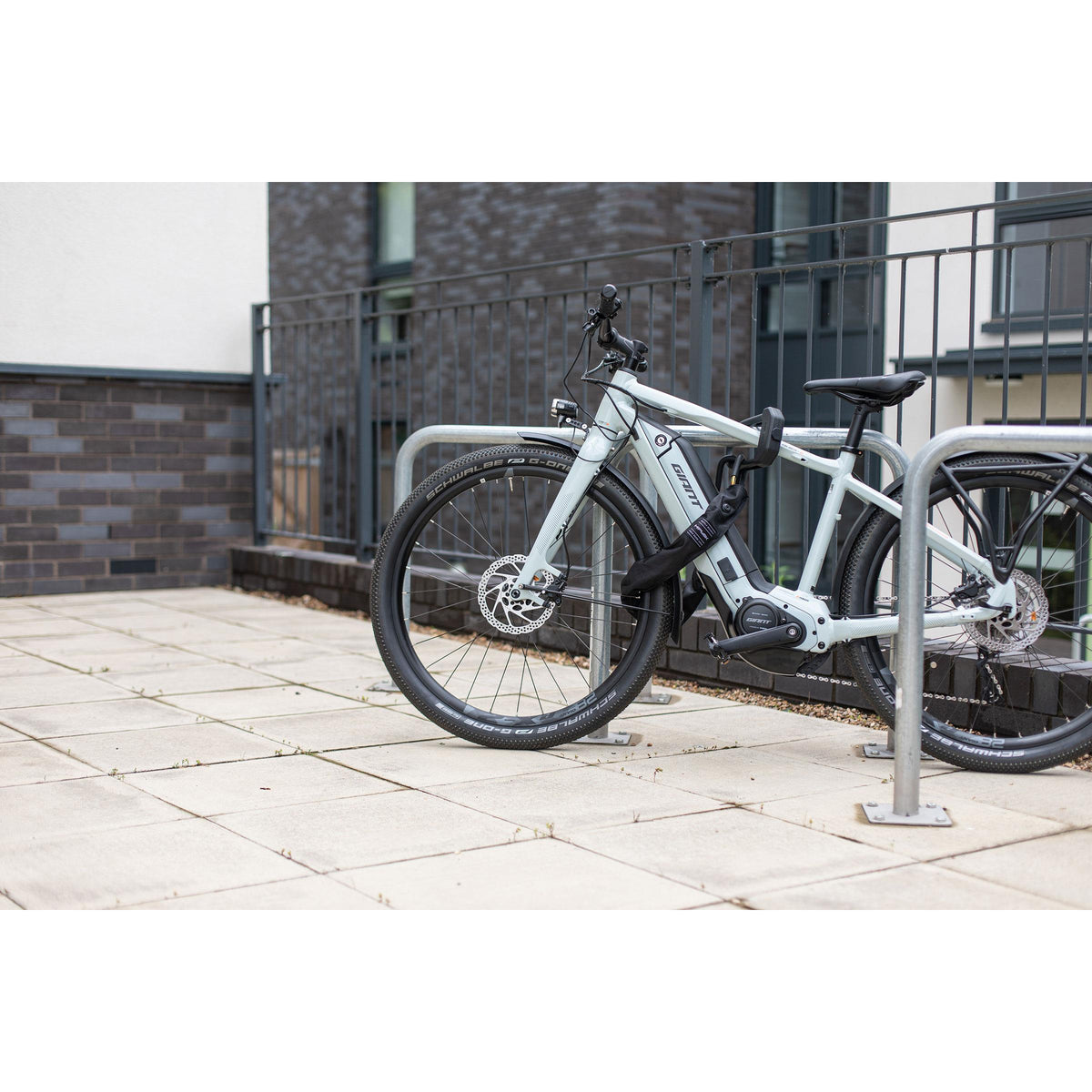 Hiplok E-DX Cargo Lock 10mm x 110cm Loop Chain With DX