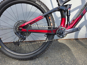 Used Trek Fuel EX Carbon 9.8 gen 5 mountain Bike M/L