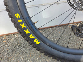Used Trek Fuel EX Carbon 9.8 gen 5 mountain Bike M/L
