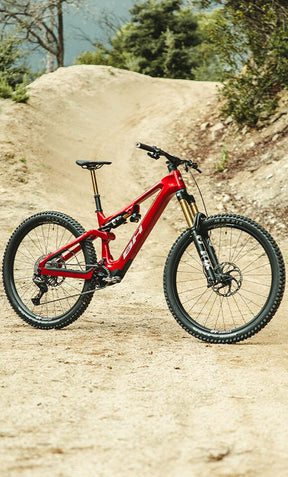 BH iLYNX+ DL Enduro Carbon 9.1 Electric Mountain Bike
