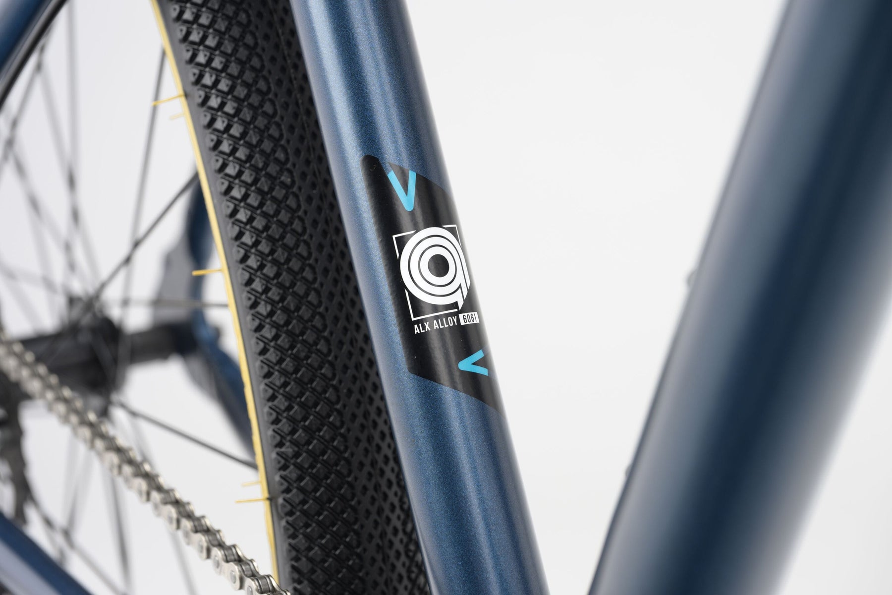 Ridgeback Dimension 27 Kids Bike 2026