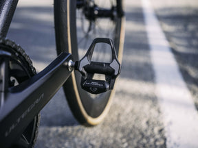 Shimano PD-R8200 Ultegra SPD SLR Road pedals +4mm longer Axle