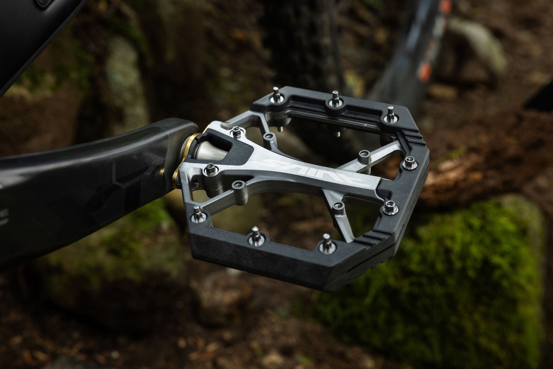 Shimano PD-G8040 Saint MTB flat pedals