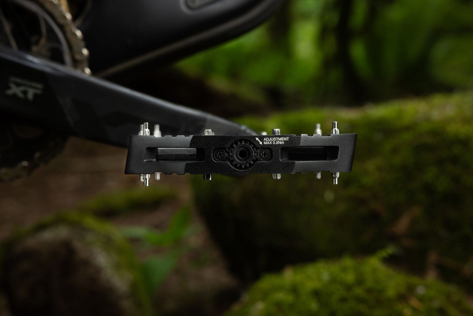 Shimano PD-M8240 Deore XT MTB flat pedals