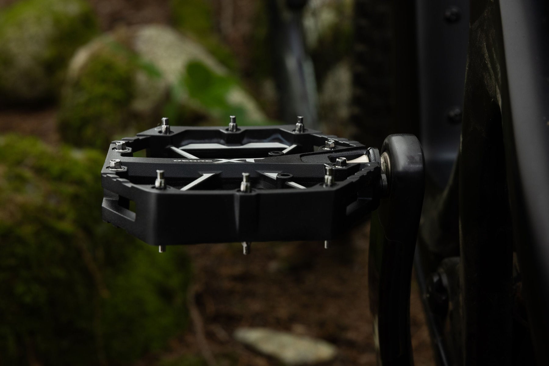 Shimano PD-M8240 Deore XT MTB flat pedals