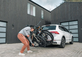 Thule 9013200 OutPace 3-bike towball carrier 13-pin Plug