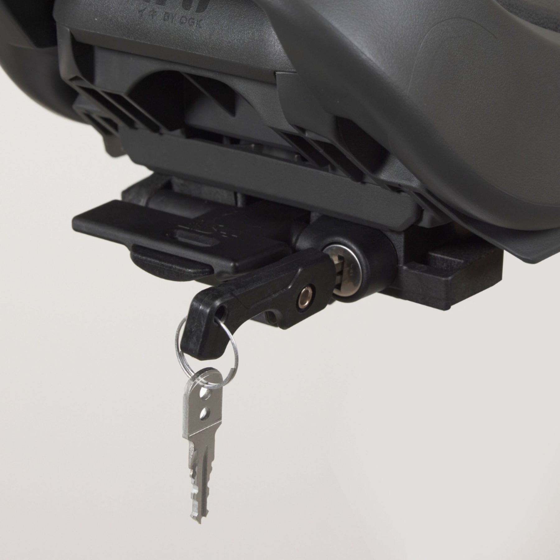 Urban Iki Junior seat With AVS+ Mount