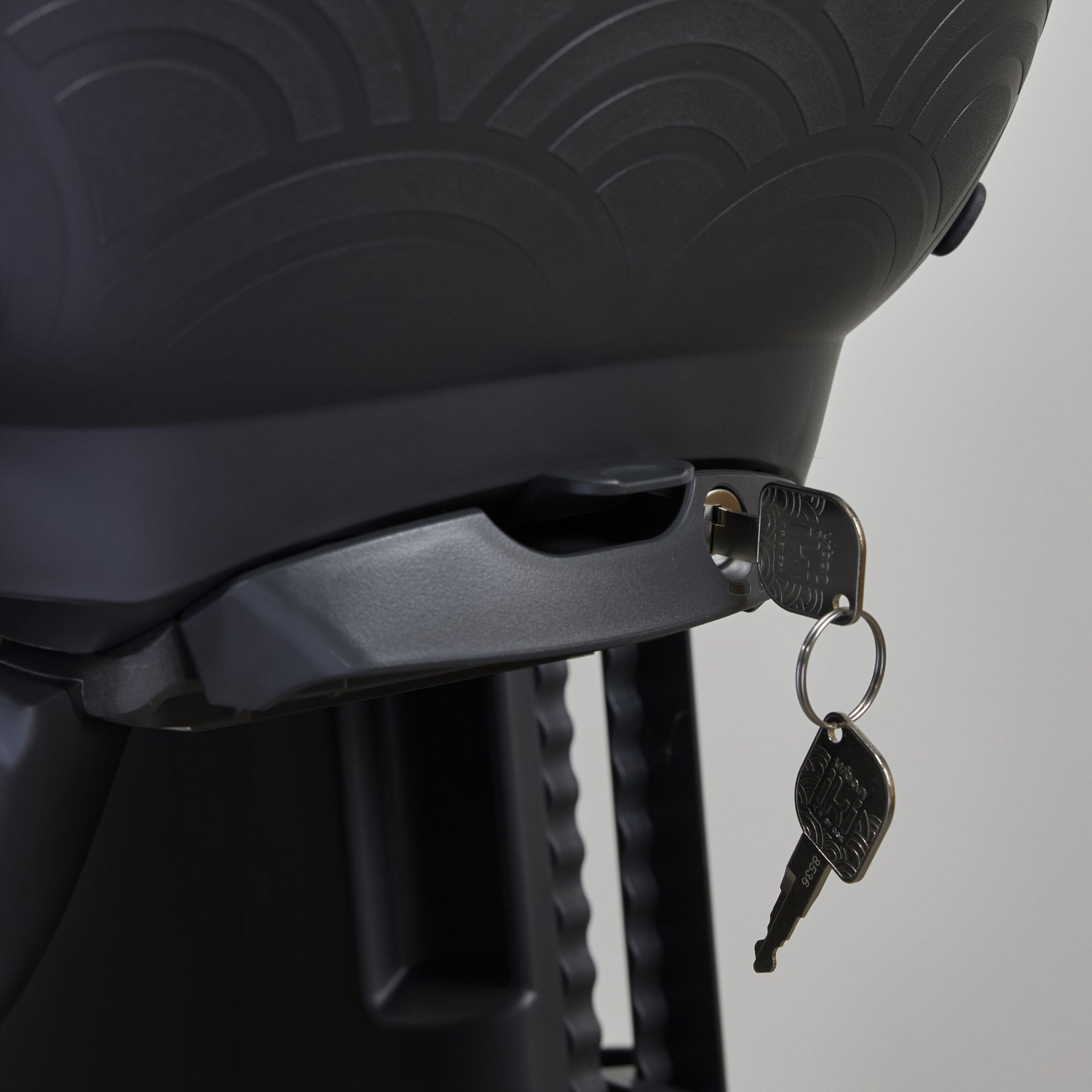 Urban Iki TA-KE Rear Seat with Carrier Mount